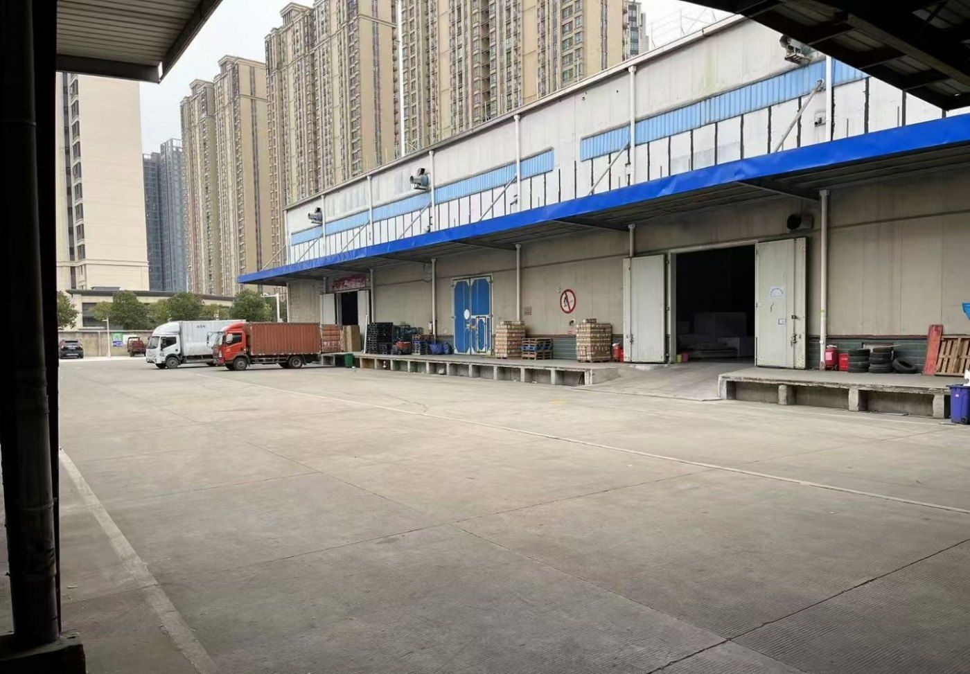 武汉市蔡甸区新天大道131号仓库厂房出租