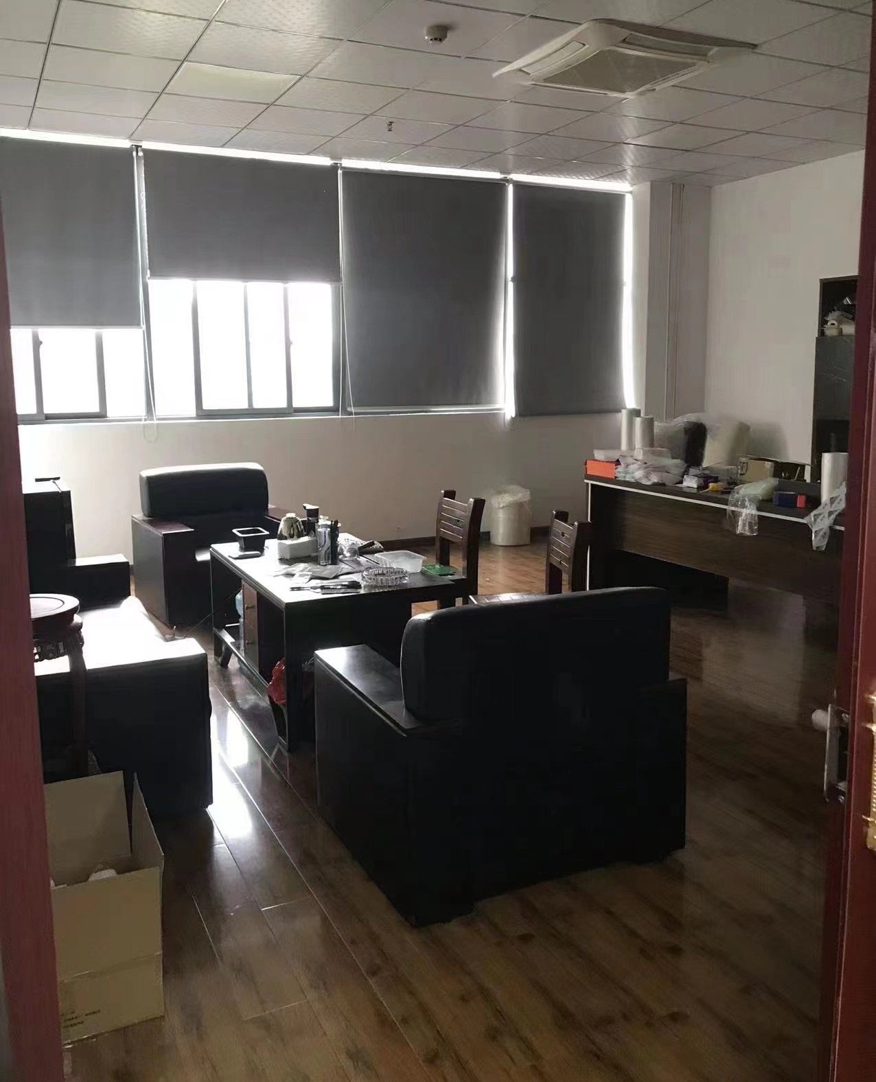 东西湖径河1460平米仓库精装修，13元可生产轻加工，仓储物流，配套全