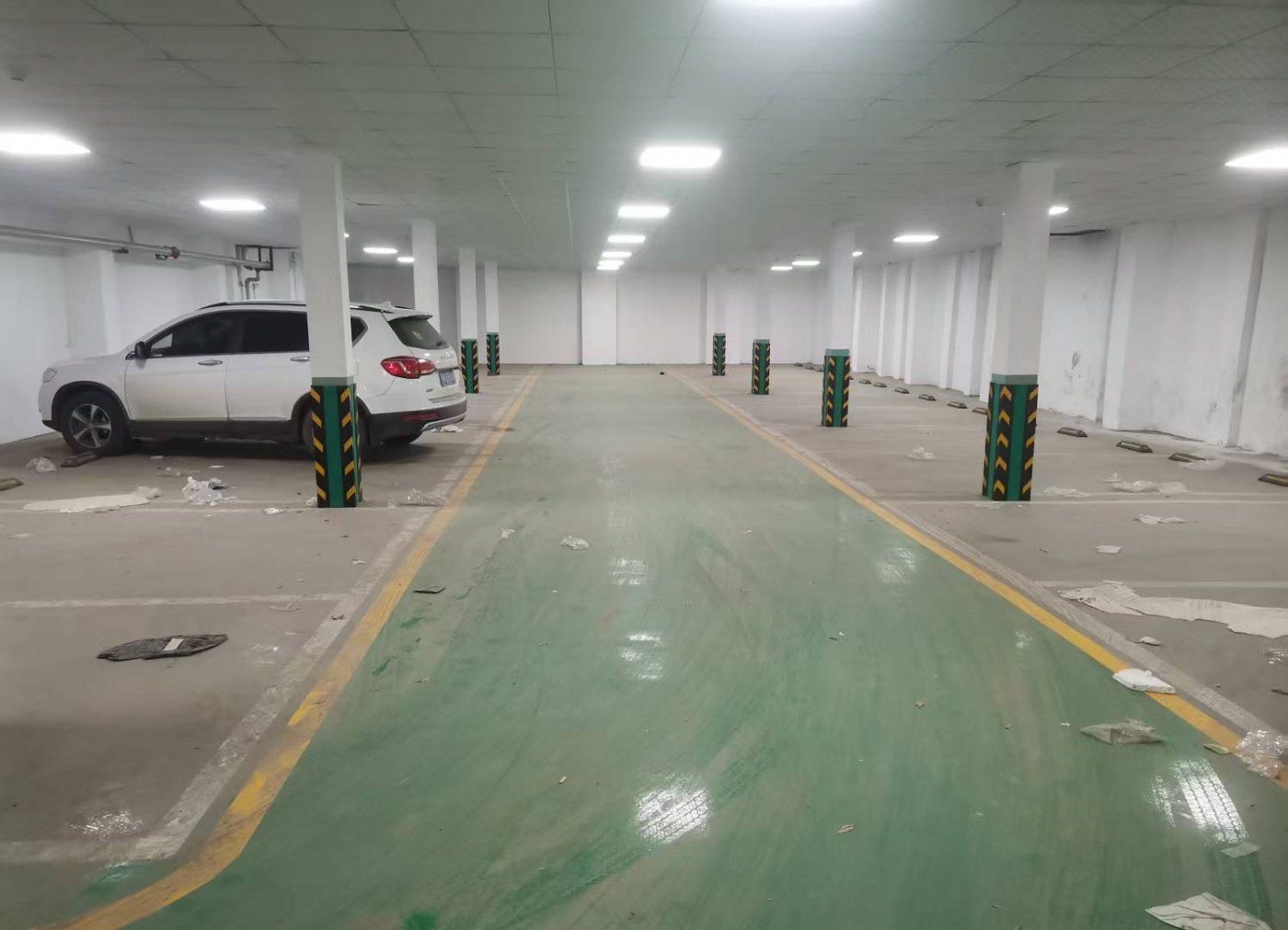 江汉区汉口火车站附近二环旁，6000平厂房仓库出租