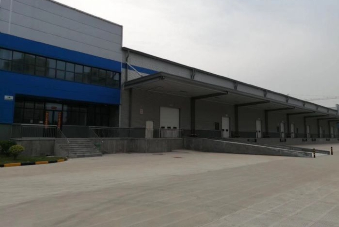武汉市东西湖区一层高标仓库3.4万平独门独院