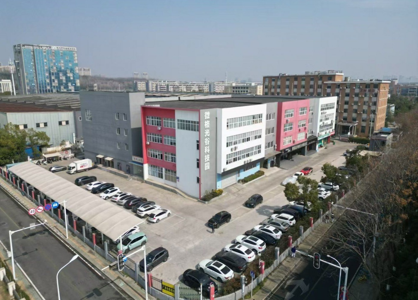 光谷一路一楼厂房实心地出租