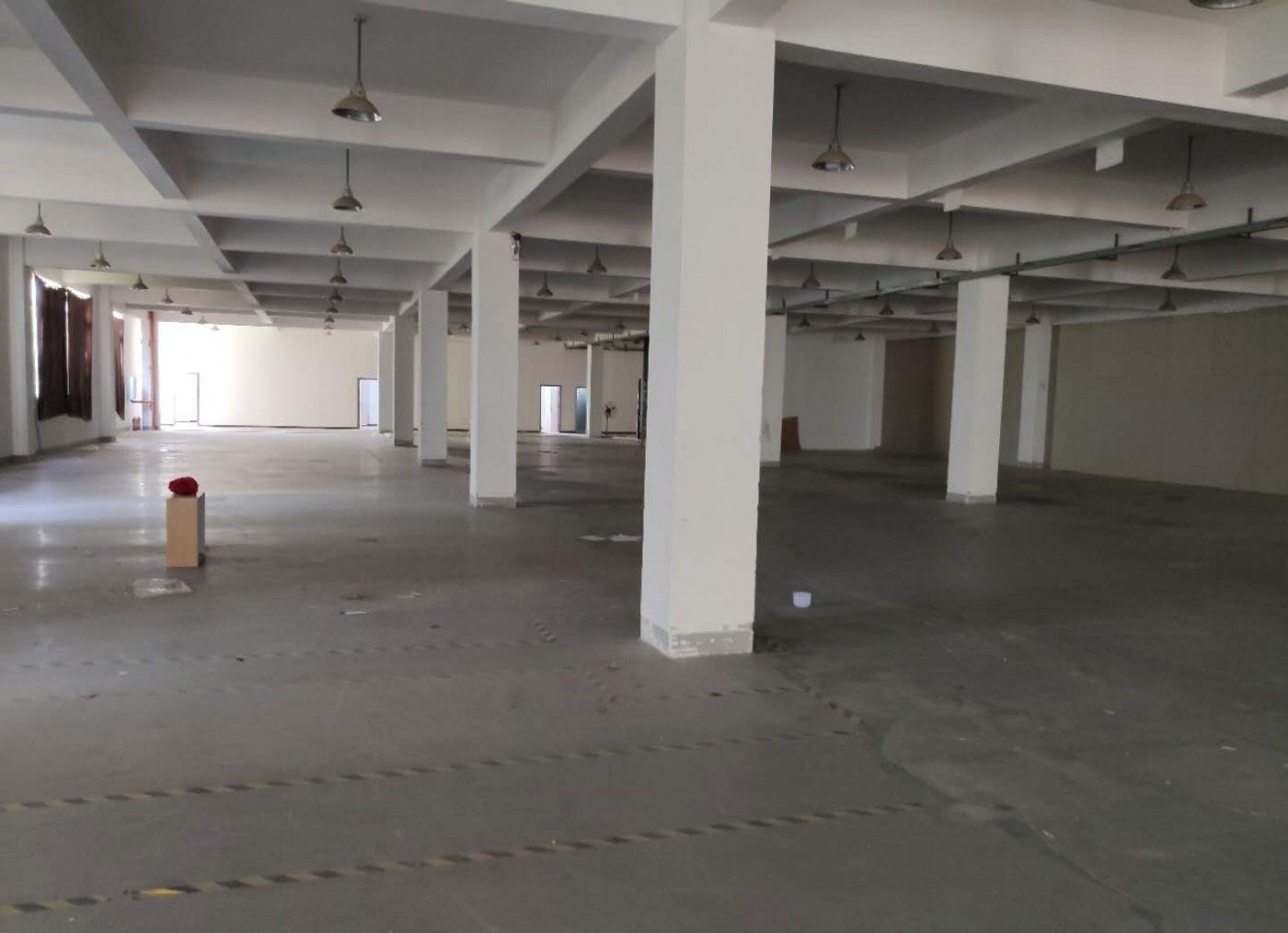 食品厂房780平米带冻库生产设备装修好交通便利配套齐全