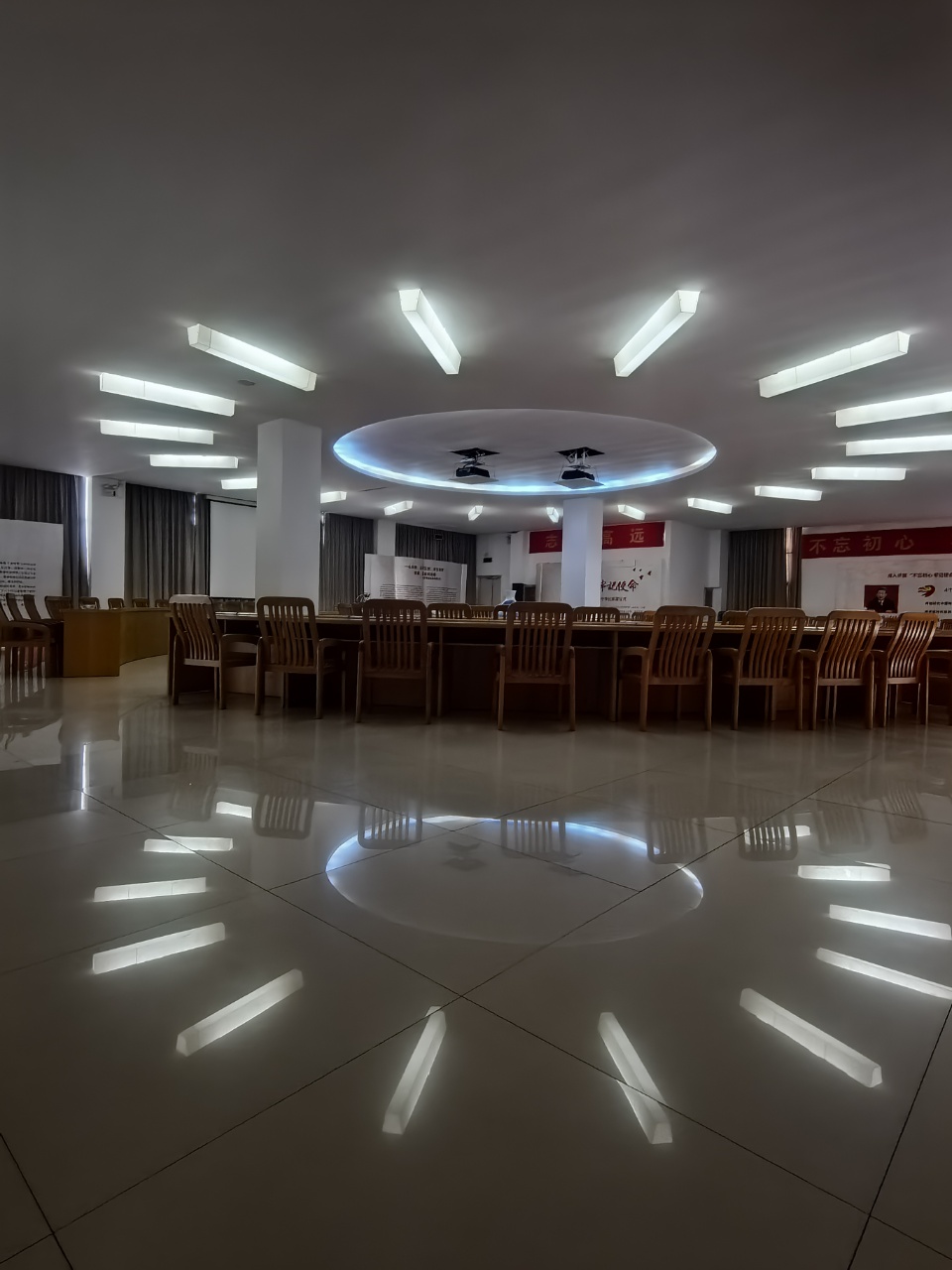 大学园路 四层办公楼整栋出租