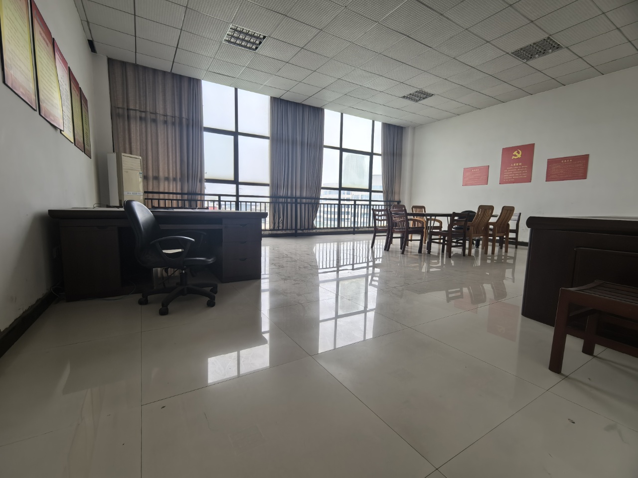 大学园路 四层办公楼整栋出租