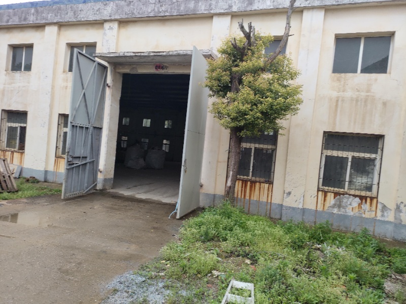 东湖高新四路厂房仓库出租